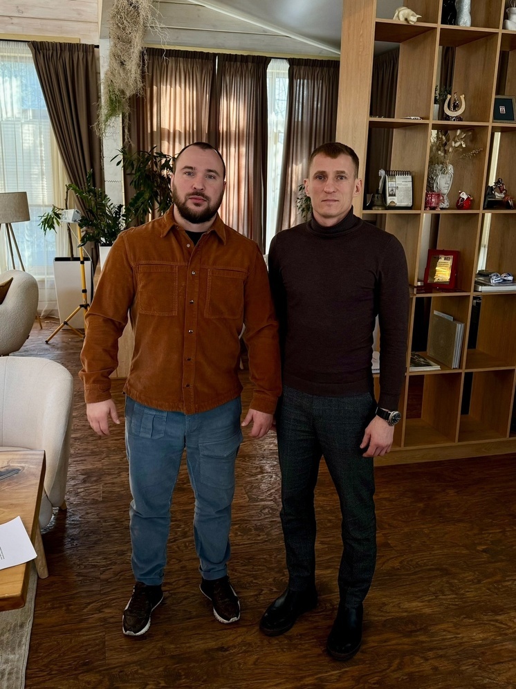 Орловский боксёр Трояновский встретился с генеральным секретарём Федерации бокса РФ