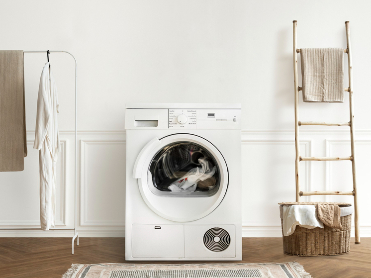 Беспокойная стиральная машина прекратит «прыгать» при отжиме: как устранить чрезмерную вибрацию