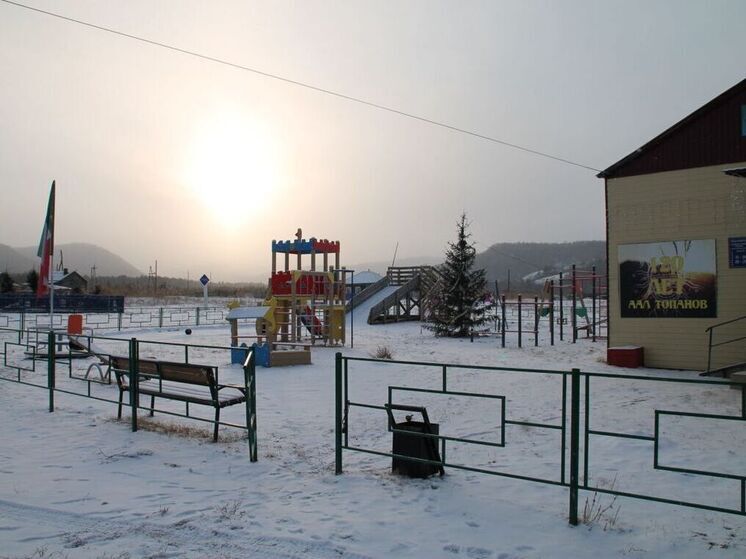 В деревнях Хакасии высадят деревья рядом с мемориалами Воинской славы