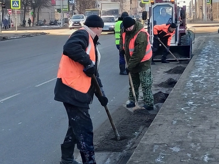 В Иванове досрочно стартовали работы по уборке города от зимнего мусора