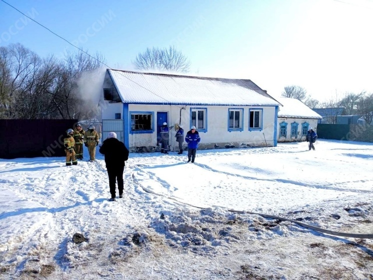 Пожарные в Липецкой обалсти ликвидировали возгорание дома. Есть погибший