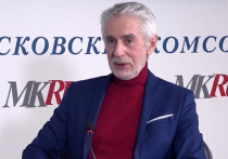 Гостем эфира «Театральной среды» с Мариной Райкиной стал певец, актер и режиссер Мишель Поли, который рассказал о своей жизни и работе на две страны, Россию и Францию, и поделился историей своей эмиграции в Париж