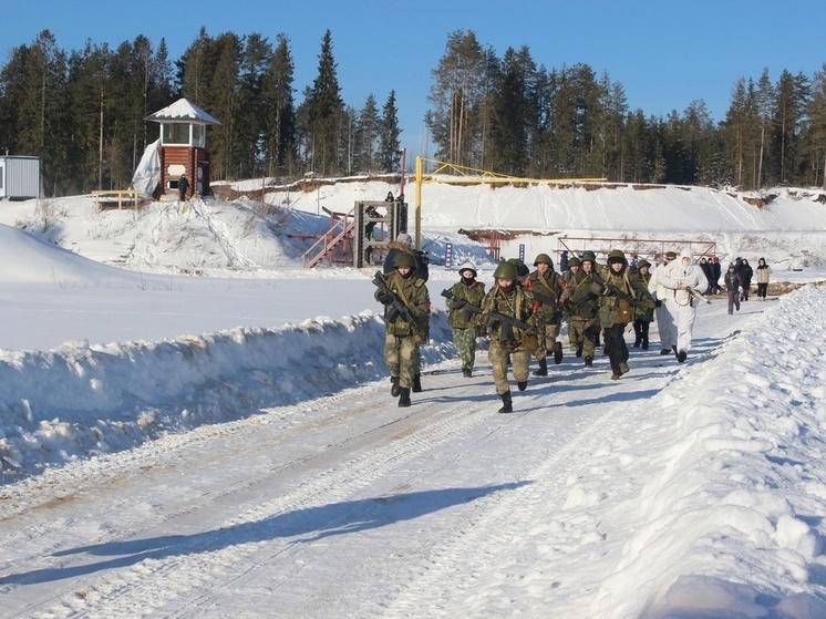 Под Вельском прошел военно-полевой тактический выход «Белый снег-2025»