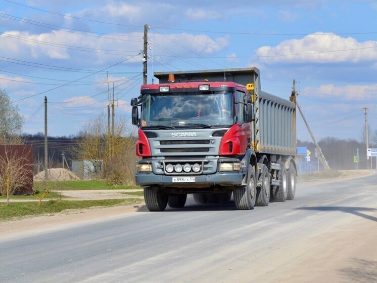 На региональных дорогах Новгородской области введут весенние ограничения