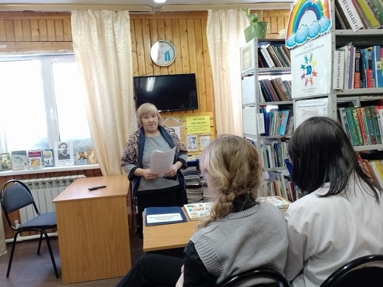 Школьников Индиги провели по «Лабиринту профессий»