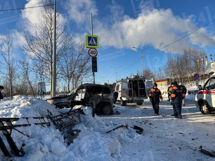 Трое пострадали в жестком ДТП в Муравленко