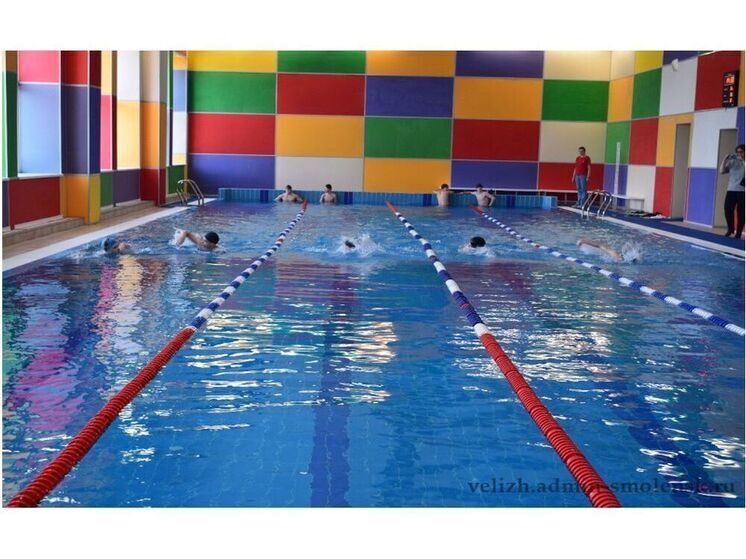 В Велиже открыли новый бассейн