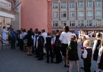 По предварительным прогнозам, в первые классы школ Марий Эл в 2025/26 году пойдут 7300 детей.