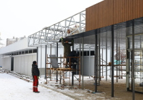 На знаменитом рынке Большие Исады в Астрахани ведутся масштабные работы по благоустройству