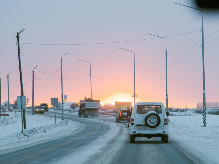 Власти НАО обсудили приведение в норму дорог и мостов