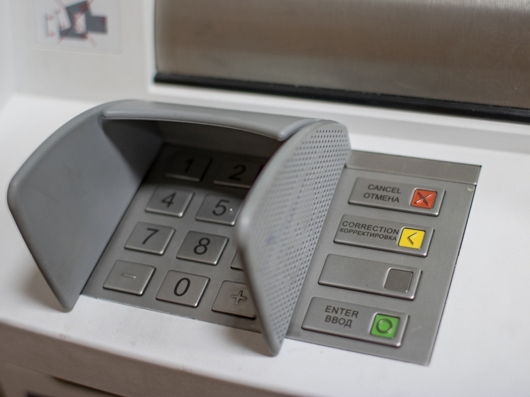 Житель Кондопоги потерял 18 тысяч рублей при попытке купить колёса для трактора