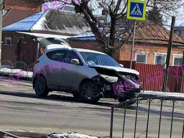 В Ростовской области двое попали в больницу после ДТП