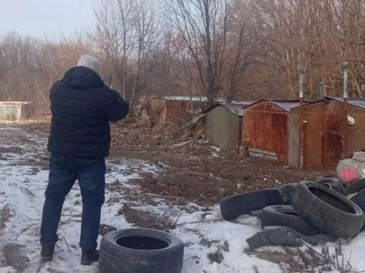 На северо-западе Курска владельцы добровольно убрали 11 незаконных гаражей
