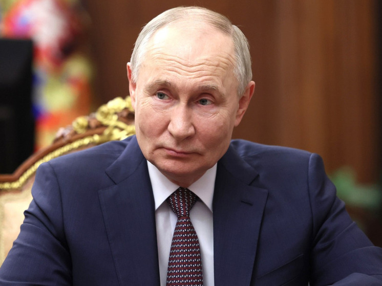 Боуз: Россия спустя три года с начала СВО стала только сильнее