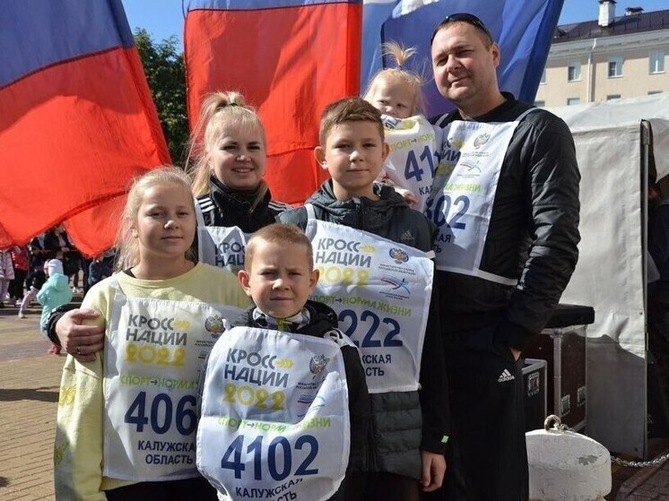 По 100 тысяч рублей будут получать студентки-очницы, вставшие на учёт по беременности