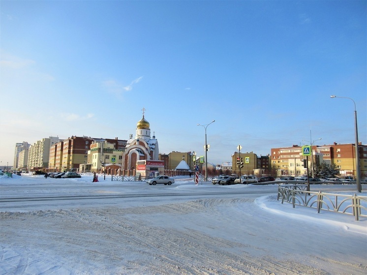 В Екатеринбурге ребенок на тюбинге сбил коляску с малышом
