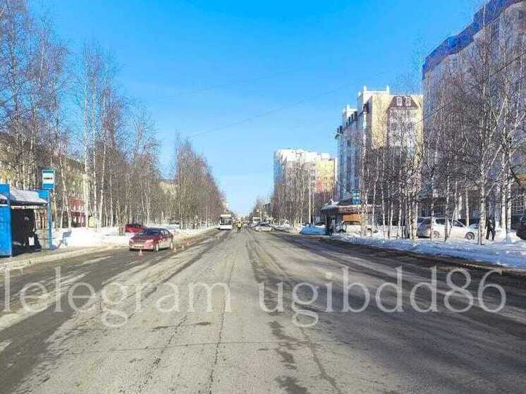 В Нижневартовске под колеса иномарки угодила девочка