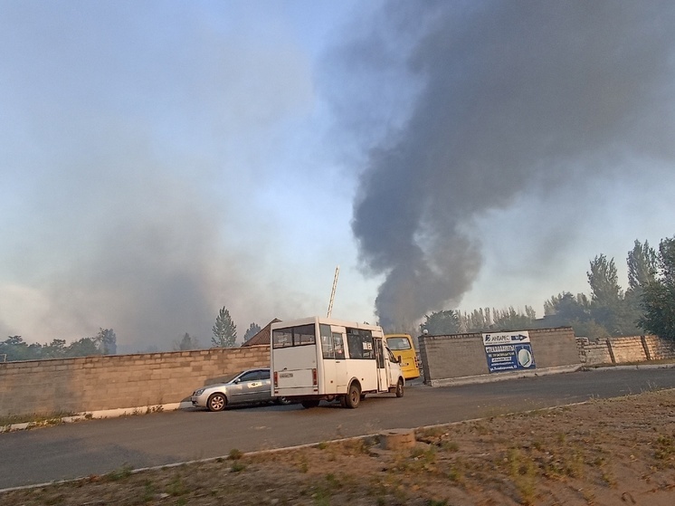 На трассе Донецк-Горловка дрон ВСУ атаковал гражданский автомобиль