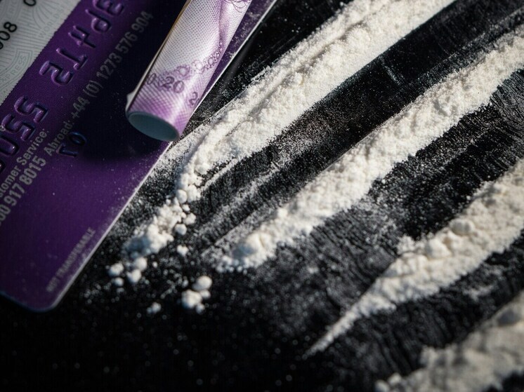 В Донецке девушка пыталась сбыть наркотики в крупном размере