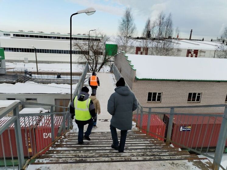 Пешеходный мост через ж/д пути отремонтируют в Нововятском районе