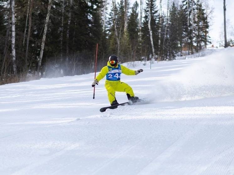 85 сноубордистов и лыжников из силовых структур соревновались в Хакасии