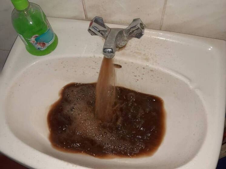 Эксперт Искра посоветовал жителям Хакасии снимать домашний потоп на видео