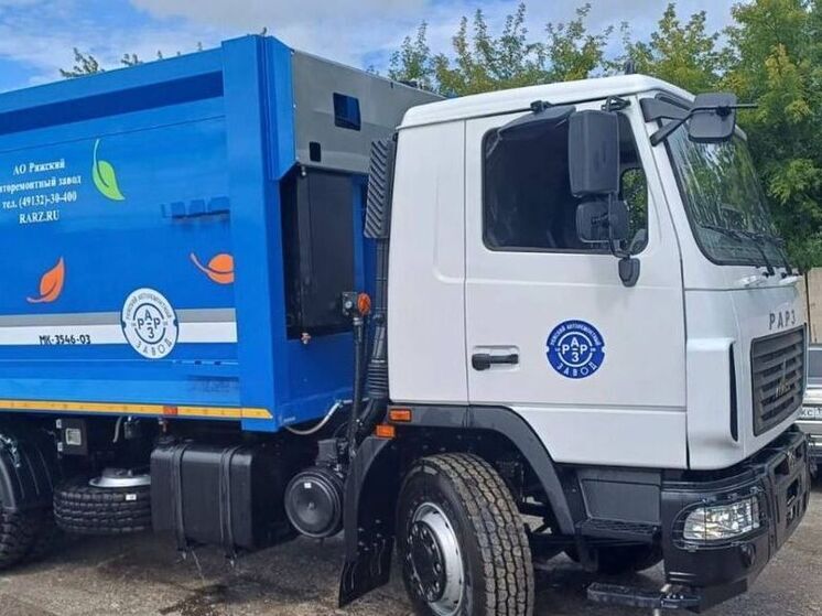 Мусоровозы Хакасии временно не будут платить за перевес