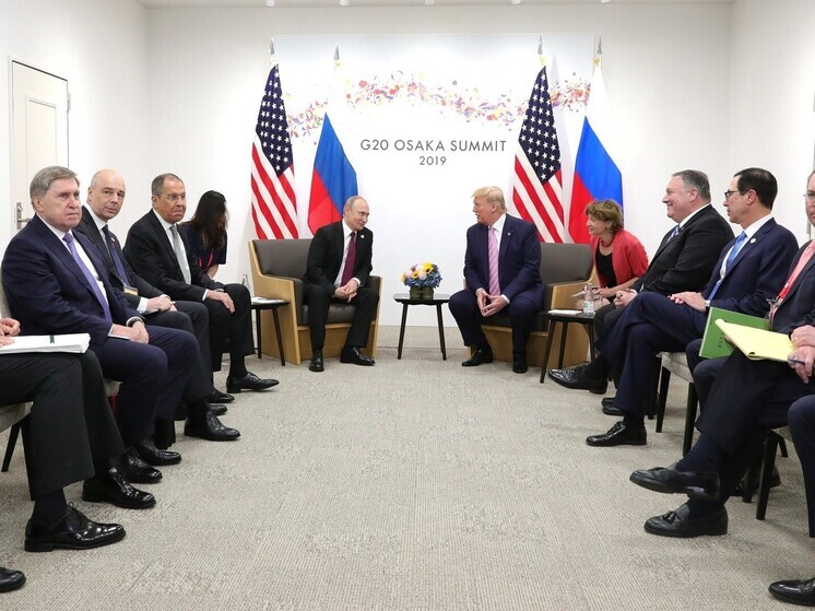 Вице-премьер Вулин предложил провести переговоры РФ и США в Белграде