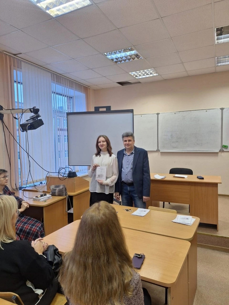 В СмолГУ прошла Школа юного лингвиста-переводчика
