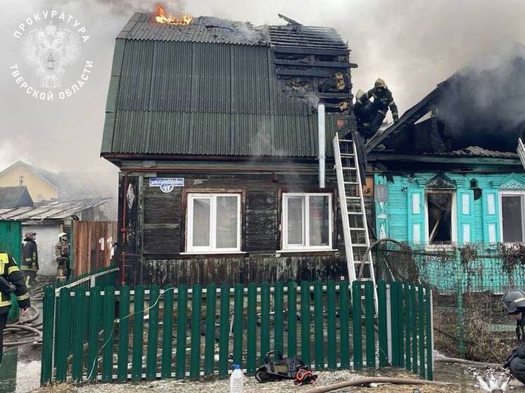 В Твери во время пожара погиб подросток