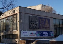 В Омской области продолжается ремонт здания ТЮЗа