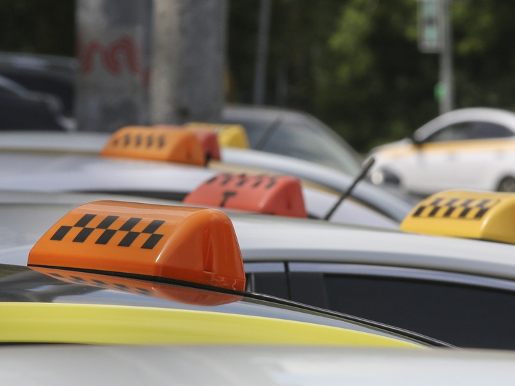 Свыше 800 таксистов отстранили от работы в Подмосковье из-за нарушений