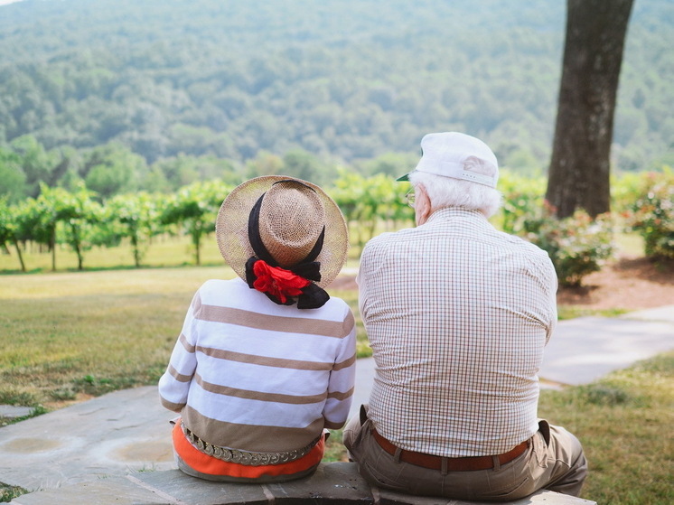 За эту ошибку можно остаться без пенсии: предпенсионеров предупредили о неприятных последствиях