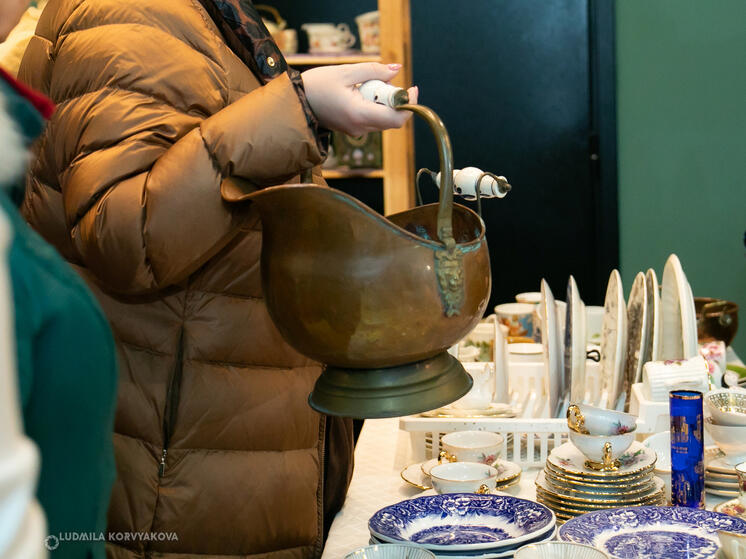 Арт-барахолка и хендмейд-фестиваль «Винтажный цех» (0+) проходит в Петрозаводске