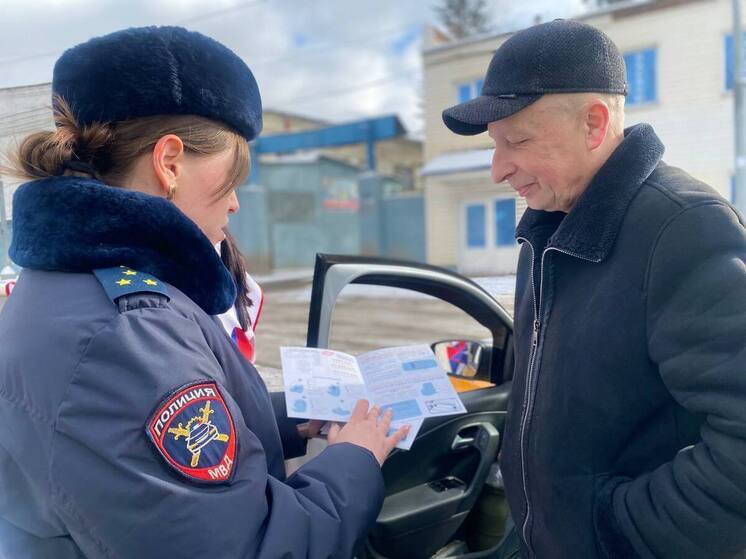 Акцию для водителей такси провели в Серпухове
