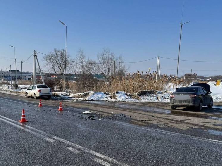 Два человека пострадали на Ставрополье при столкновении двух автомобилей