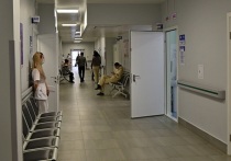 Модель быстрой диспансеризации населения нужно распространять на все муниципалитеты края. Механизм, когда весь скрининг можно пройти за один заход, действительно удобен для работающих людей. Такую оценку дали депутаты краевого парламента по итогам недавнего выезда в барнаульскую поликлинику №14, где сейчас отрабатывается проект «Диспансеризация за один час». Вместе с ними участие в мероприятии приняли депутаты Барнаульской городской Думы.