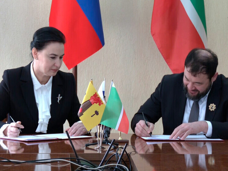 Луганск и Грозный подписали договор о сотрудничестве