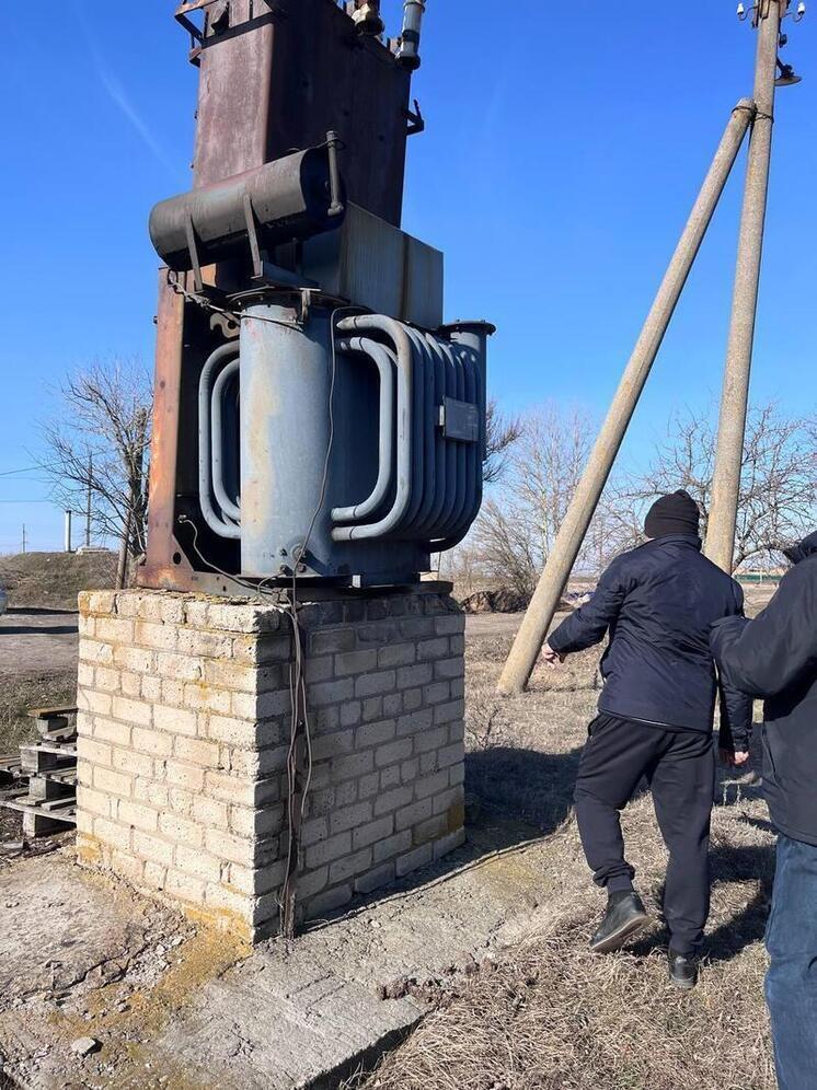 Специалисты региона-шефа модернизируют водоснабжение в Приазовском районе