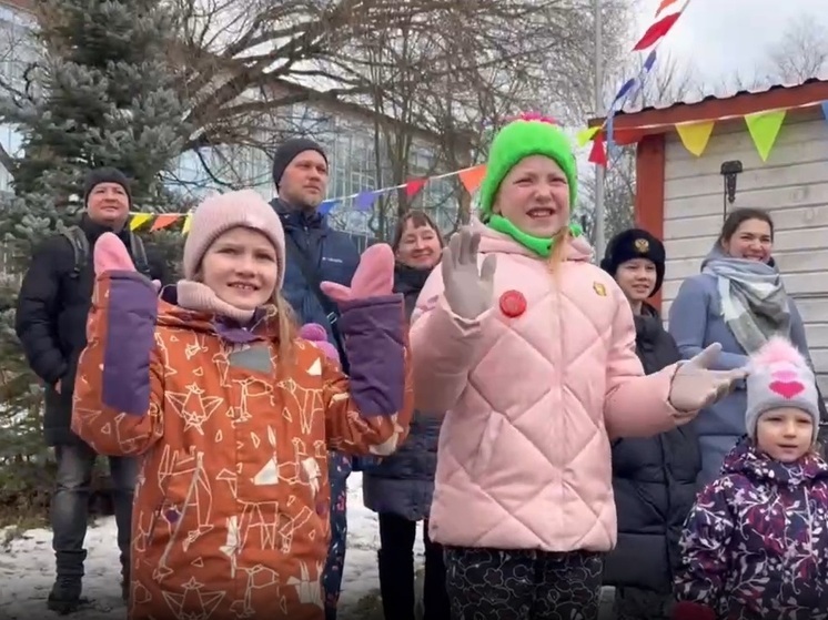 Борис Елкин поздравил псковичей с Масленицей