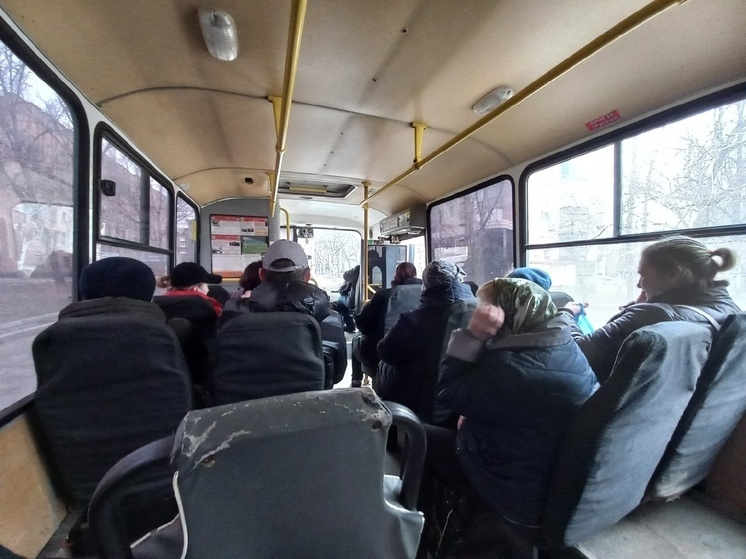 Четыре дополнительных автобуса выпустят на маршрут между Макеевкой и Донецком