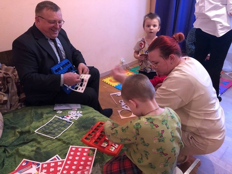 В медынском районе мать с восемью детьми обрела новый дом