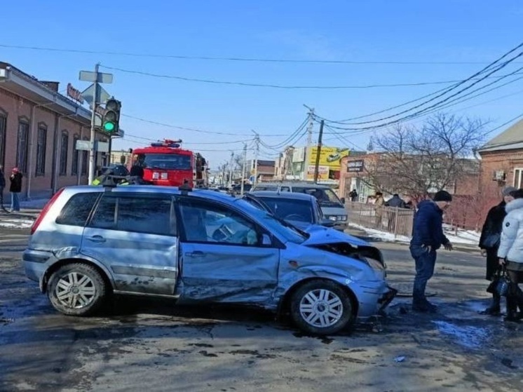 В Ростовской области 14-летний ребенок пострадал в аварии