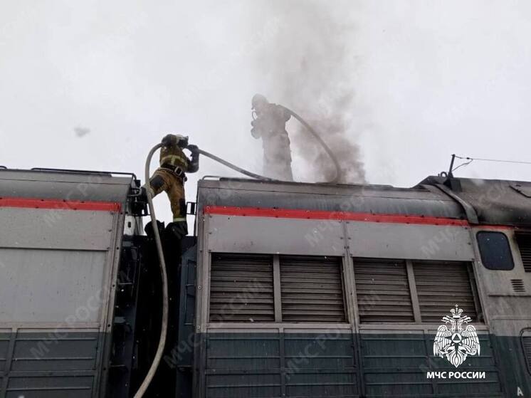 В Тверской области во время движения загорелся тепловоз