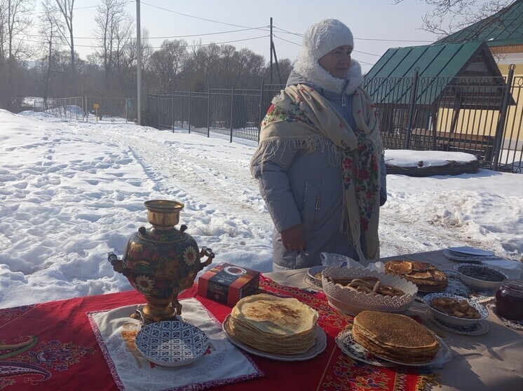 Народными играми, закличками и блинами отметили Масленицу в тульских музеях