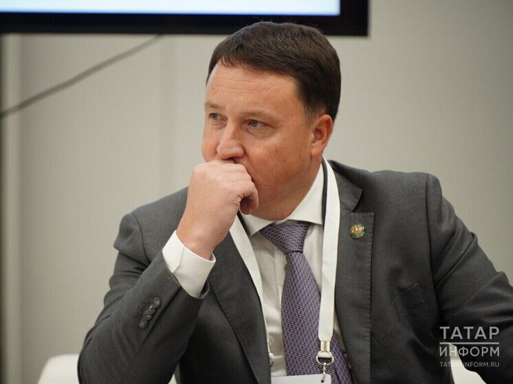 Айзатуллин возглавил рейтинг медийной активности в Telegram среди членов Правительства РТ