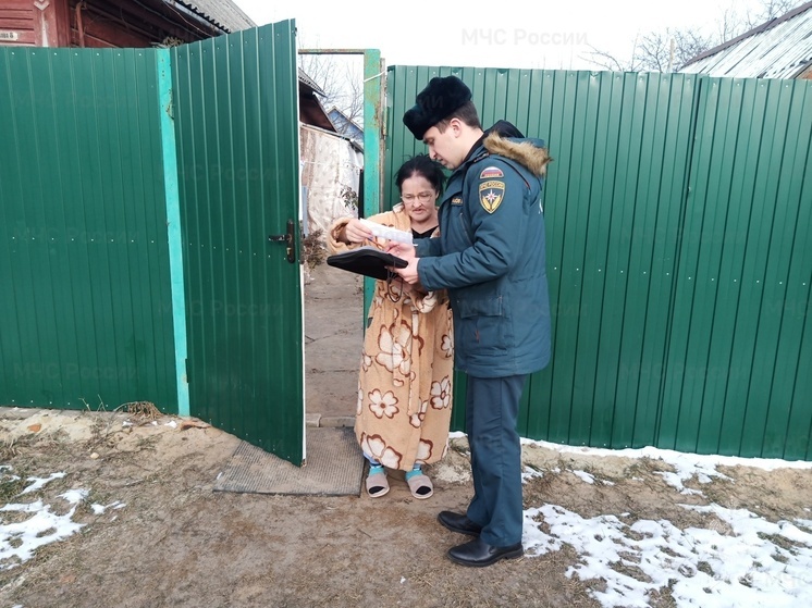 Сотрудники МЧС провели профилактический рейд в Новозыбковском районе