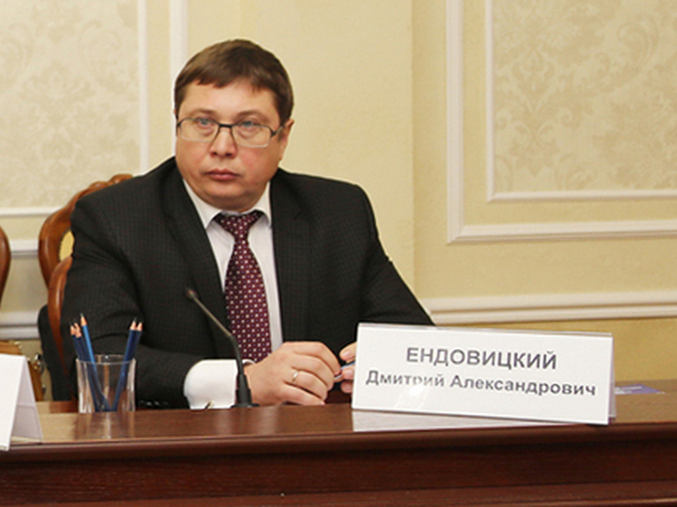 Дело ректора ВГУ защита просит передать в другой регион