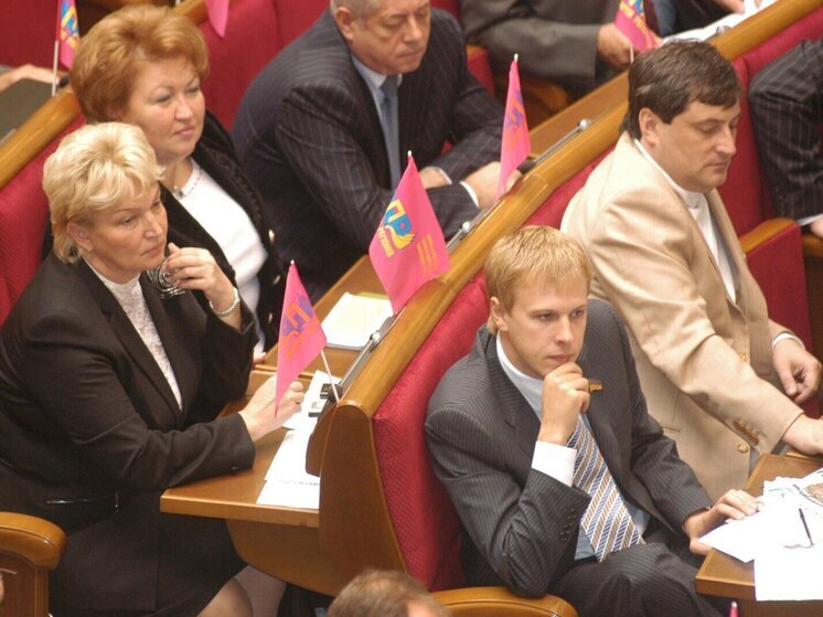Депутат Дубинский потребовал от руководства Рады импичмента Зеленскому