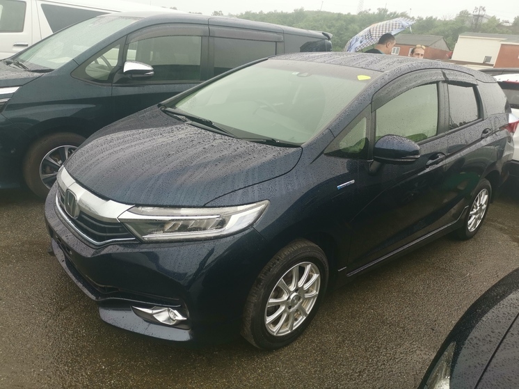 Таможня Владивостока: продажа паспортных данных для ввоза авто чревата штрафами